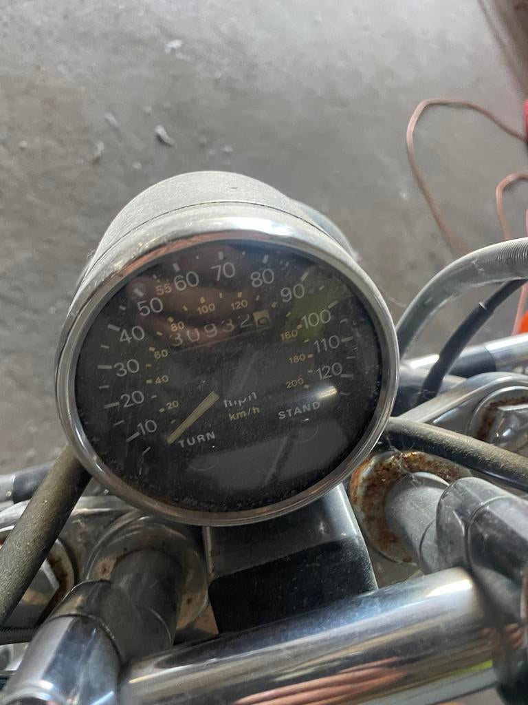 Suzuki Intruder - Klassieke Chopper, Motoren, 2 cilinders, Chopper, Meer dan 35 kW, Handgeschakeld