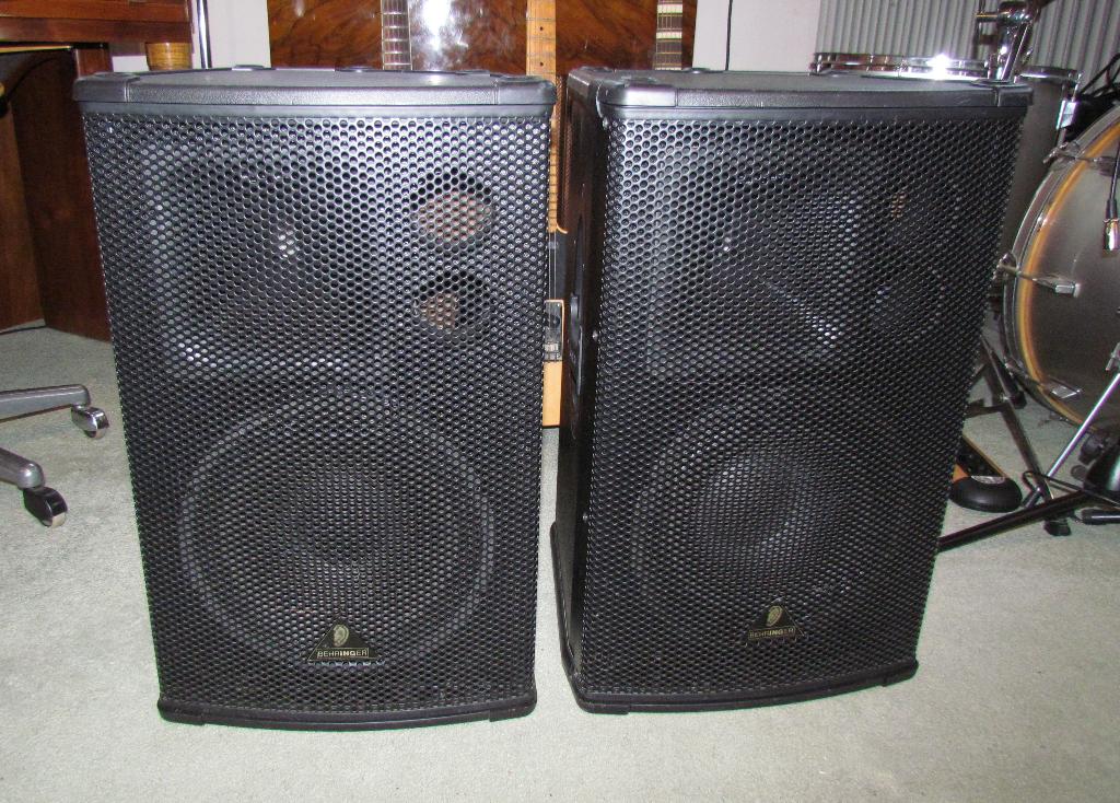 Behringer EUROLIVE B1220 PRO set (zie omschrijving), Audio, Tv en Foto, Professionele Audio-, Tv- en Video-apparatuur, Ophalen