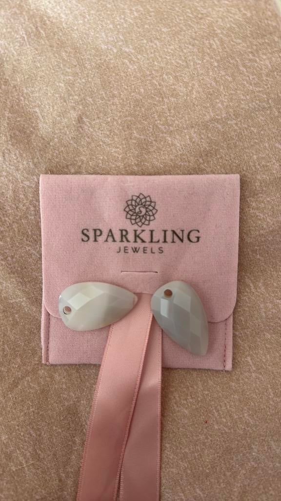 Sparkling jewels oorbel edelstenen, Overige materialen, Hangers, Beige, Ophalen of Verzenden