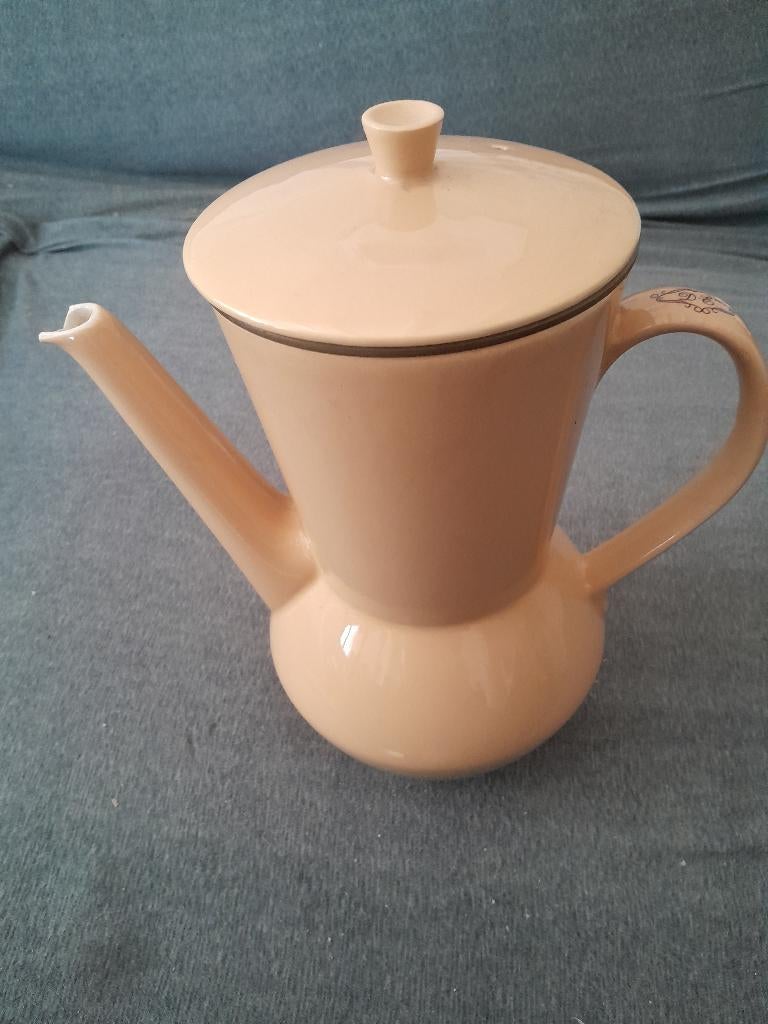 Koffiepot Douwe Egberts, Ophalen