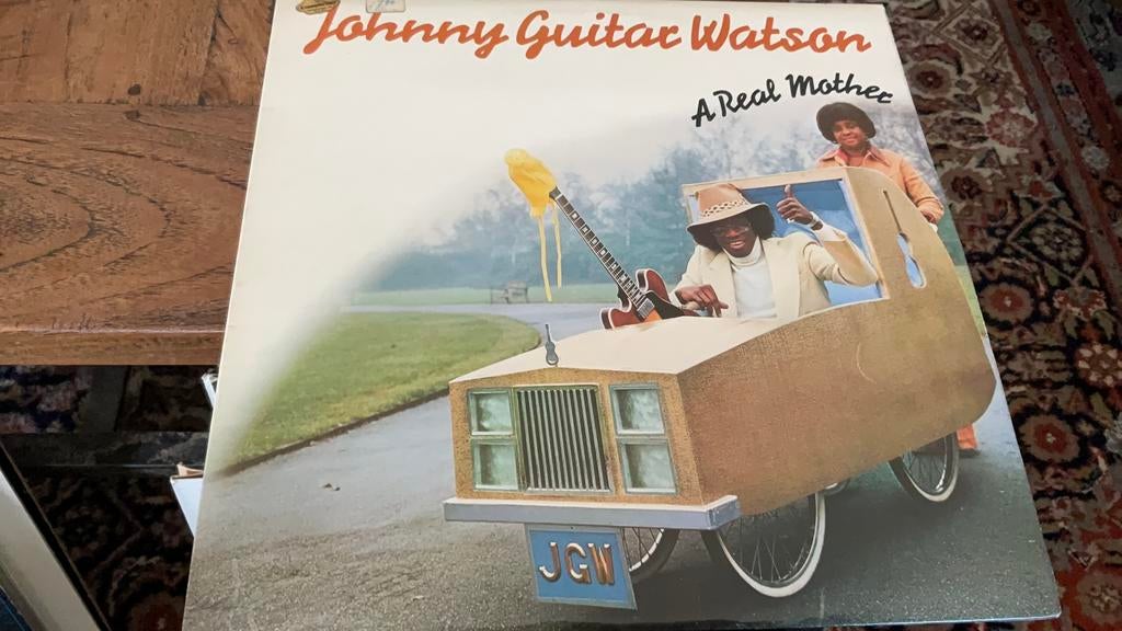 Johnny Guitar Watson. A real mother, Ophalen of Verzenden, Zo goed als nieuw