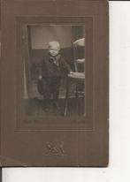 Kabinetsfoto Ventje met pet bij stoel Colthof, Ophalen of Verzenden, Voor 1920, Ongelopen, Zuid-Holland