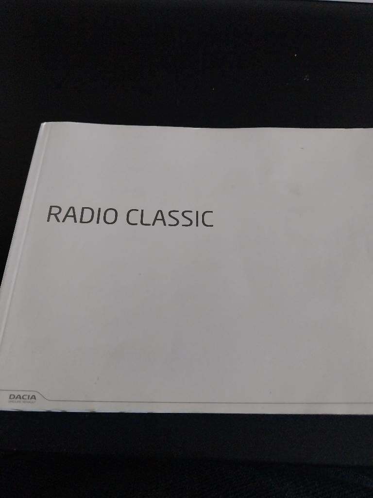 DACIA -RADIO-INSTRUCTIE- BOEK, Onbekend, Ophalen of Verzenden, Zo goed als nieuw, Overige merken