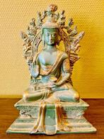 BOEDDHA BEELD BRONS ZITTEND OP TROON 30 CM, Ophalen of Verzenden, Nieuw