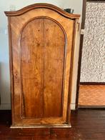 GRATIS OPHALEN: antieke kast- met losse deur, Ophalen