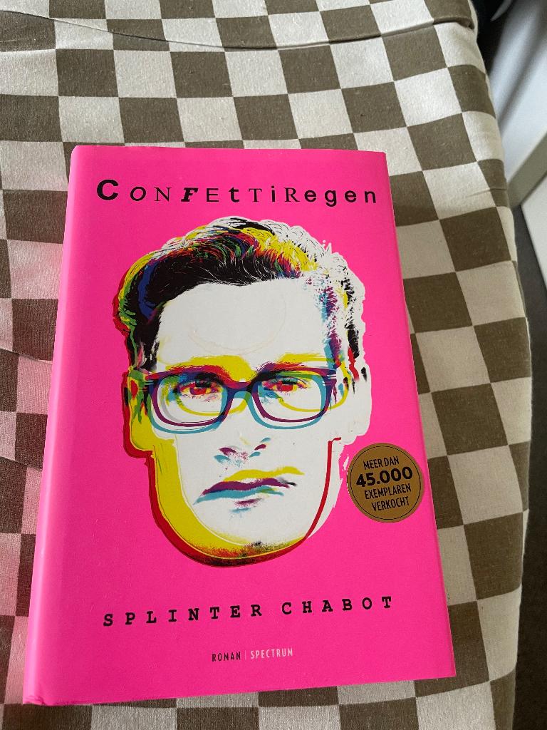 ConfettiRegen van Splinter Chabot, Ophalen, Gelezen