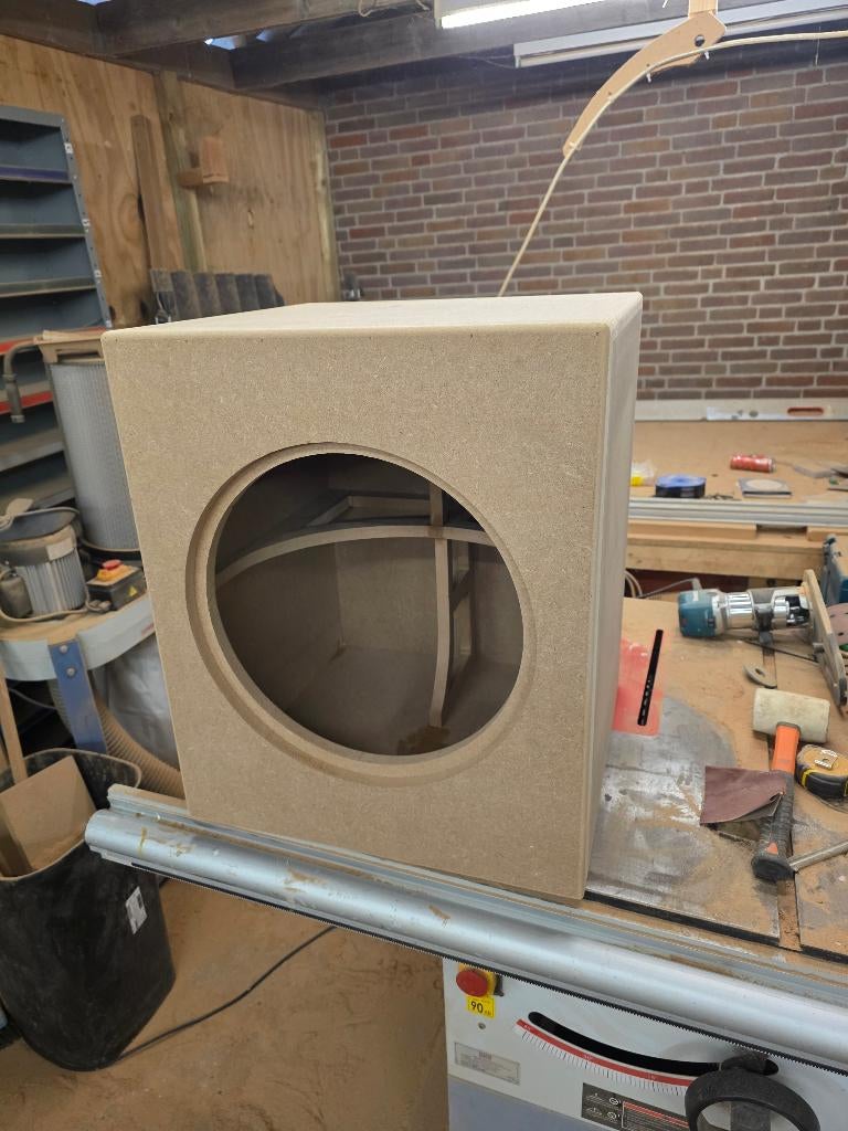 Dayton audio UM15 II subwoofer, Subwoofer, Nieuw, 120 watt of meer, Ophalen