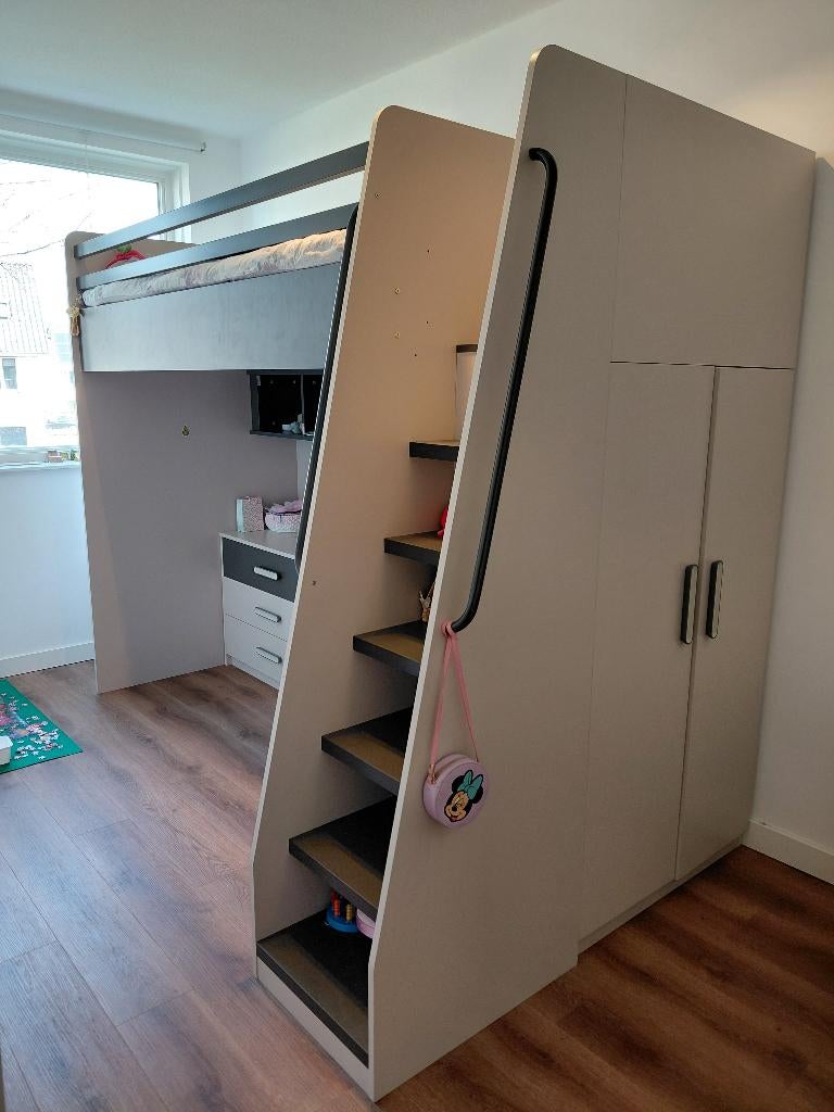 Complete kinder-/tienerkamer: stapelbed, kast en bureau, Ophalen, Gebruikt, Stapelbed