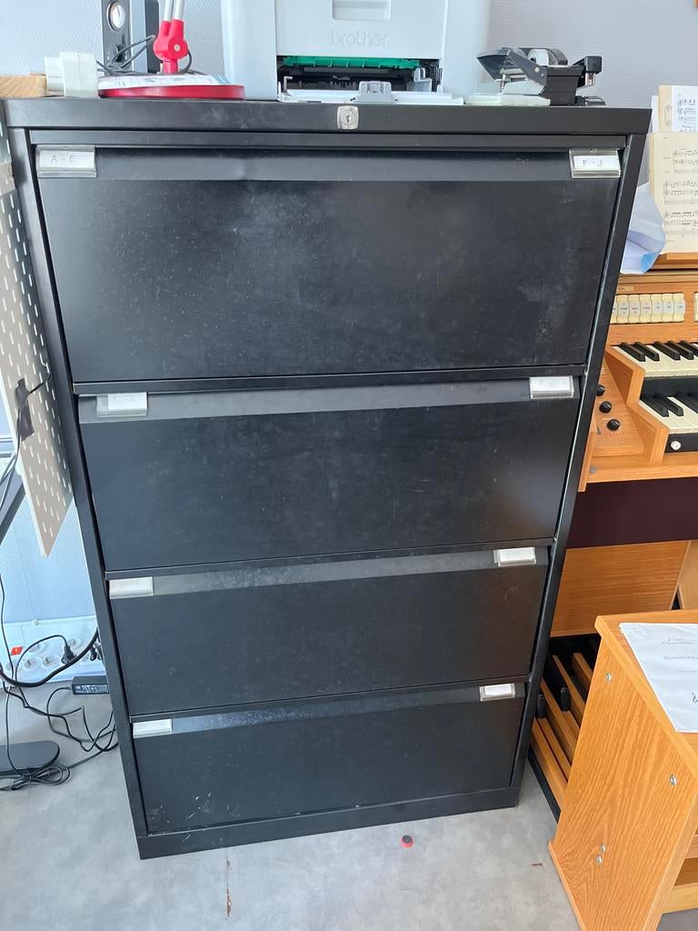 Stalen archiefkast met 4 laden en archiefmappen, Huis en Inrichting, Kasten | Roldeurkasten en Archiefkasten, Ophalen, Gebruikt