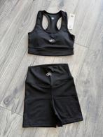 Alo Yoga set sport BH + biker short Zwart Maat S, Ophalen of Verzenden, Nieuw, Overige typen