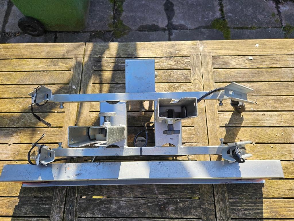 Fietsendrager voor 2 fietsen., Ophalen, 2 fietsen, Zo goed als nieuw, Trekhaakdrager