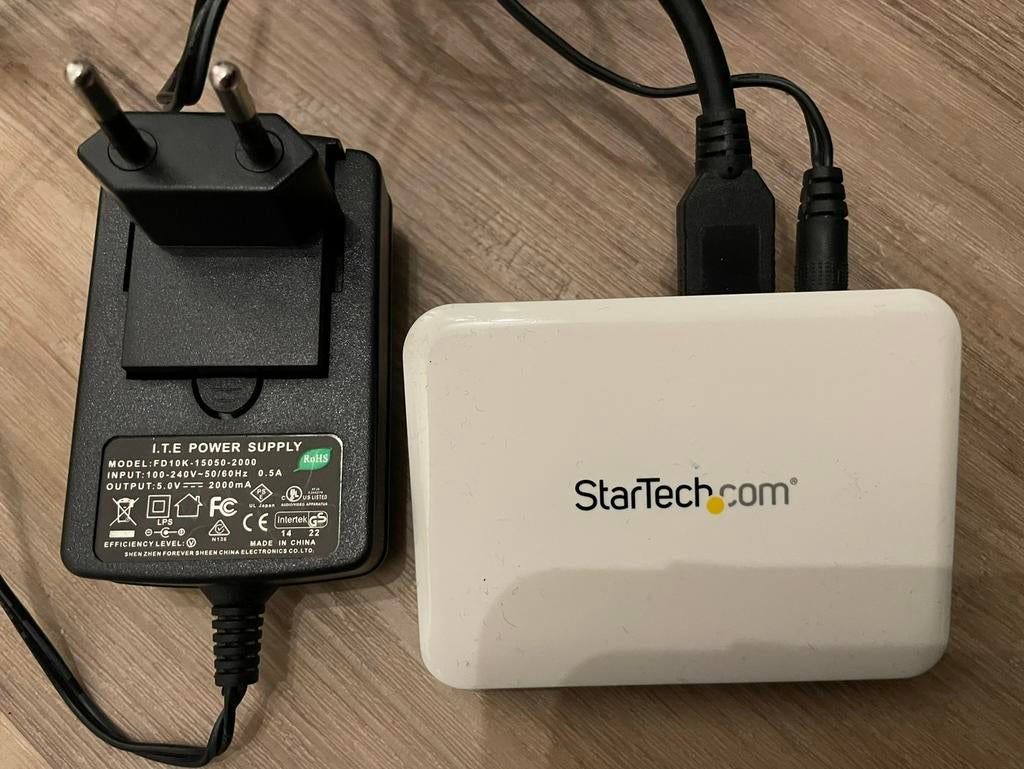 StarTech USB 3.0 to Gigabit Ethernet NIC Network Adapter, Ophalen of Verzenden, Zo goed als nieuw, Extern, StarTech