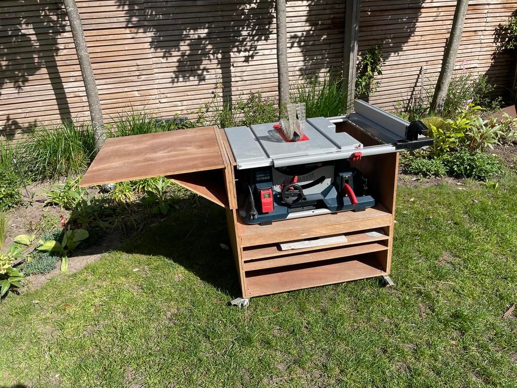 Bosch Cirkelzaag Tafelzaag 1600W, Tuin en Terras, Buitenkeukens, Ophalen of Verzenden, Zo goed als nieuw, Gas