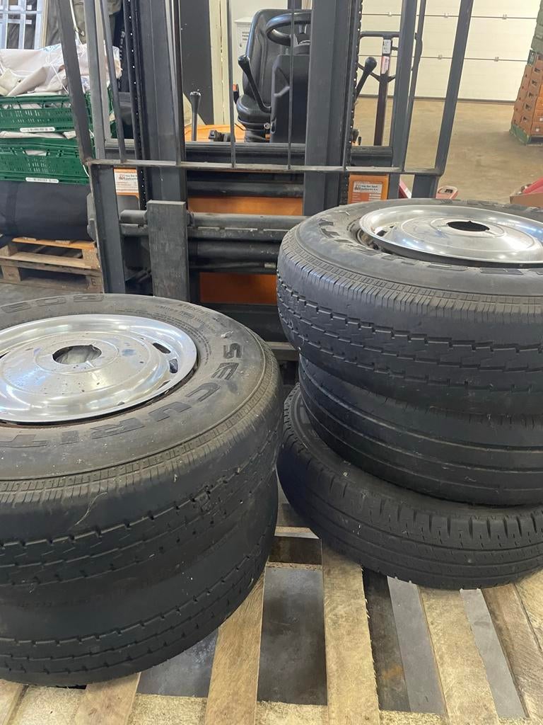 Autobanden, Auto-onderdelen, Banden en Velgen, Ophalen, 14 inch, All Season, Band(en)