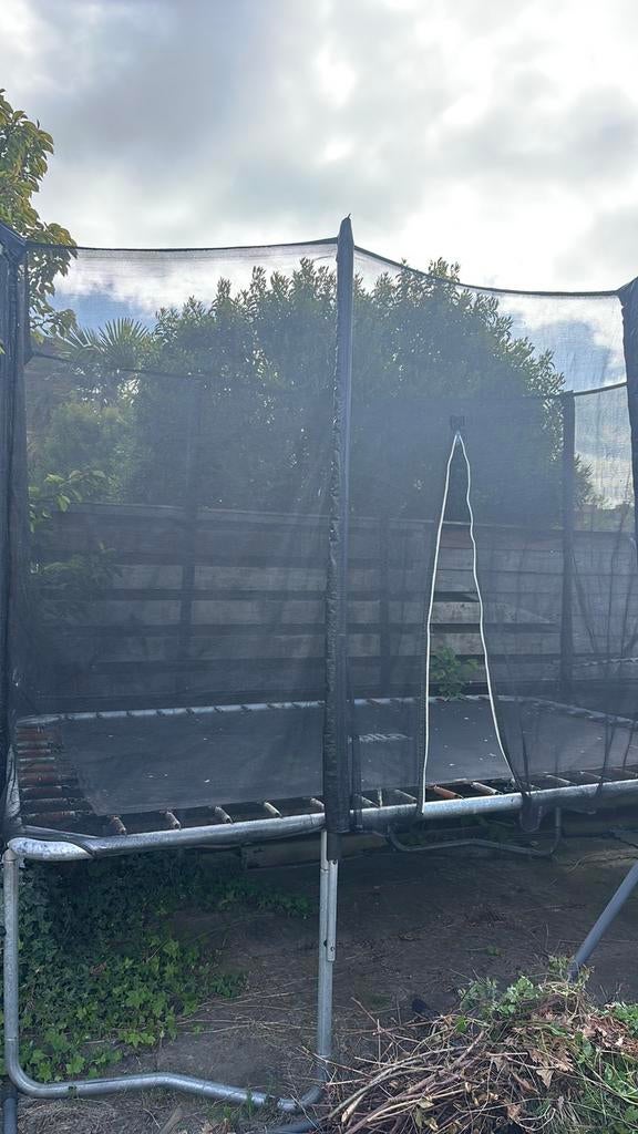Salta trampoline, Ophalen, Gebruikt
