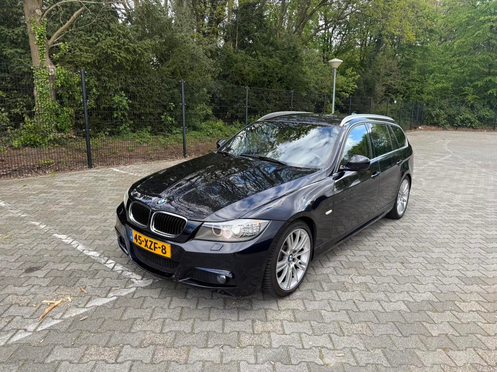 BMW 3-Serie 2.0 I 318 Touring AUT 2012 donkerblauw, Auto's, Automaat, Euro 5, 1995 cc, 4 cilinders