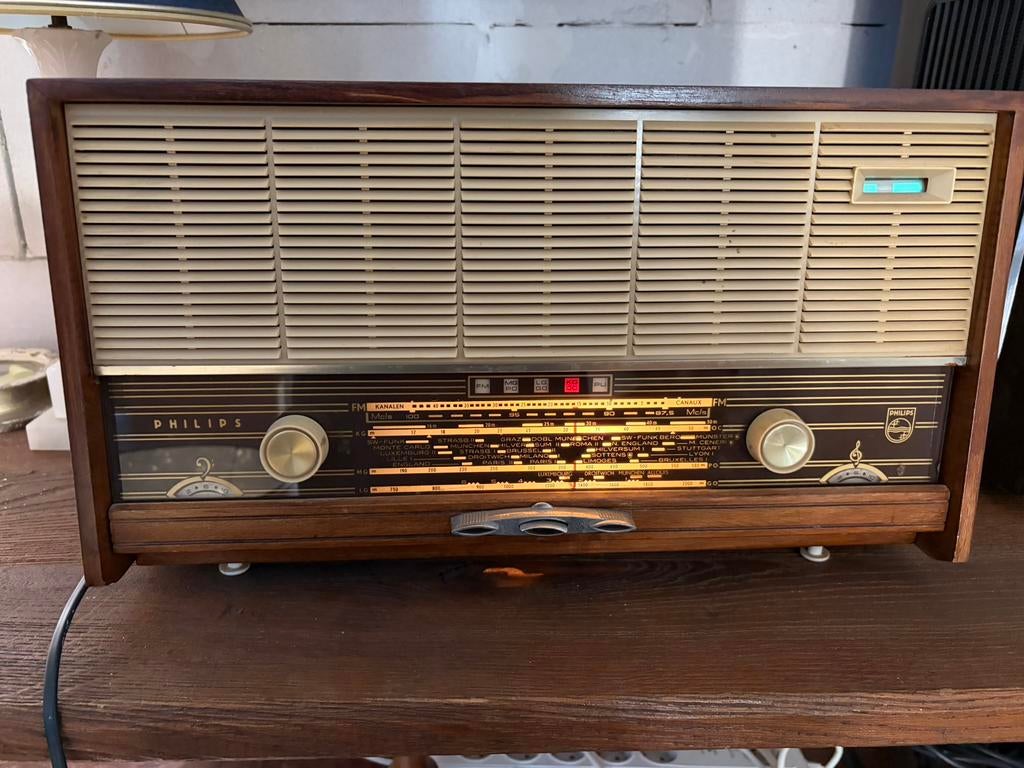 Vintage Philips buizenradio – jaren 50/60 retro, Antiek en Kunst, Antiek | Tv's en Audio, Ophalen