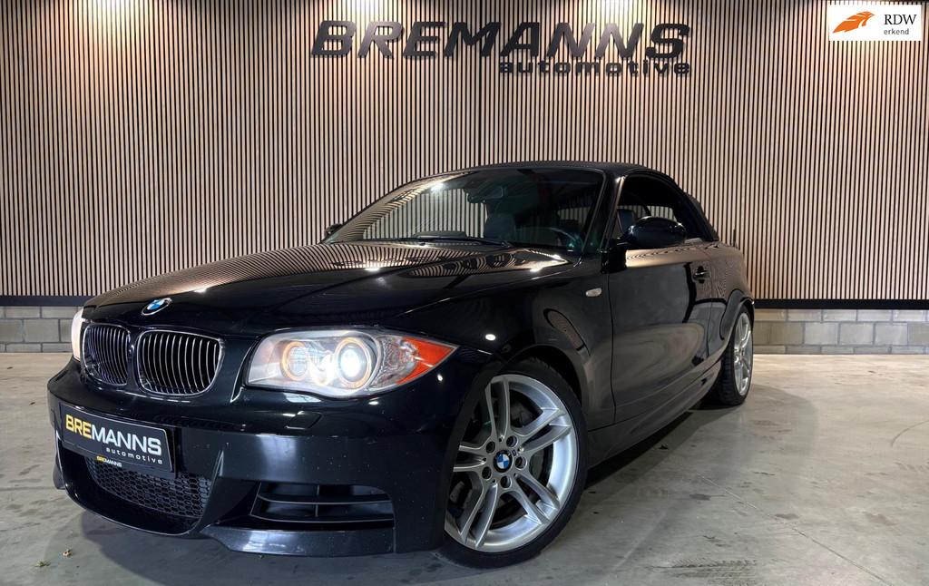 BMW 1-Serie Cabrio 135i Automaat, Auto's, BMW, Achterwielaandrijving, Zwart, Cabriolet, 4 stoelen