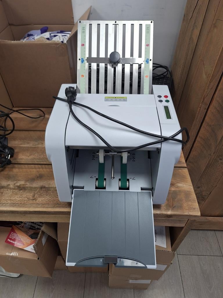 Vouwmachine Ideal 8306 A4, Ophalen of Verzenden, Gebruikt