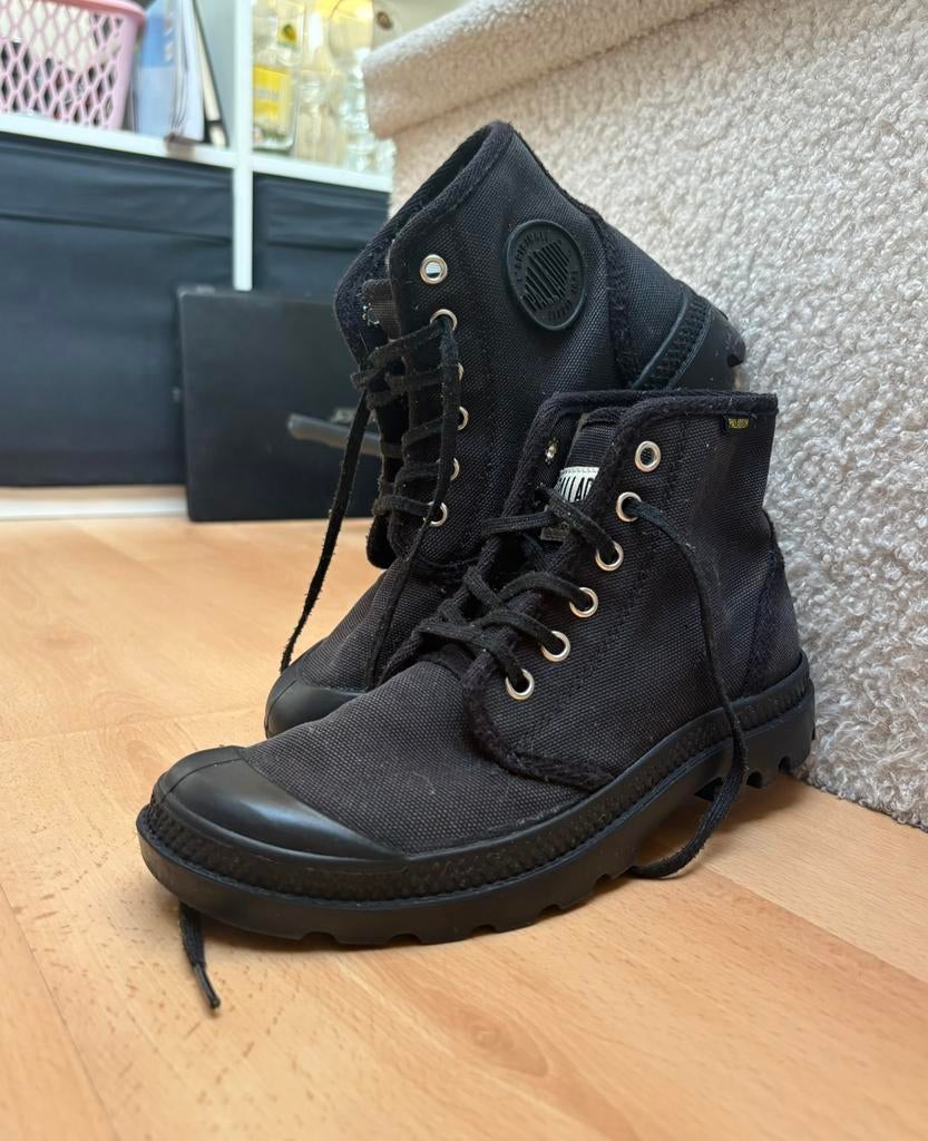 Klassieke Palladium Sneakerboots, Zwart, Ophalen of Verzenden, Sneakers of Gympen, Zo goed als nieuw