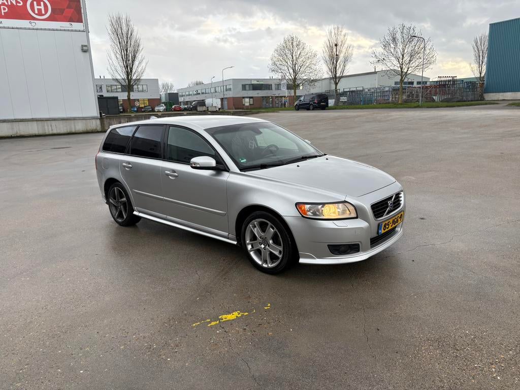 Volvo V50 2.4 D5 edition 2, Auto's, Volvo, Particulier, V50, Diesel, D, Stationwagon, Handgeschakeld, Origineel Nederlands, Zilver of Grijs