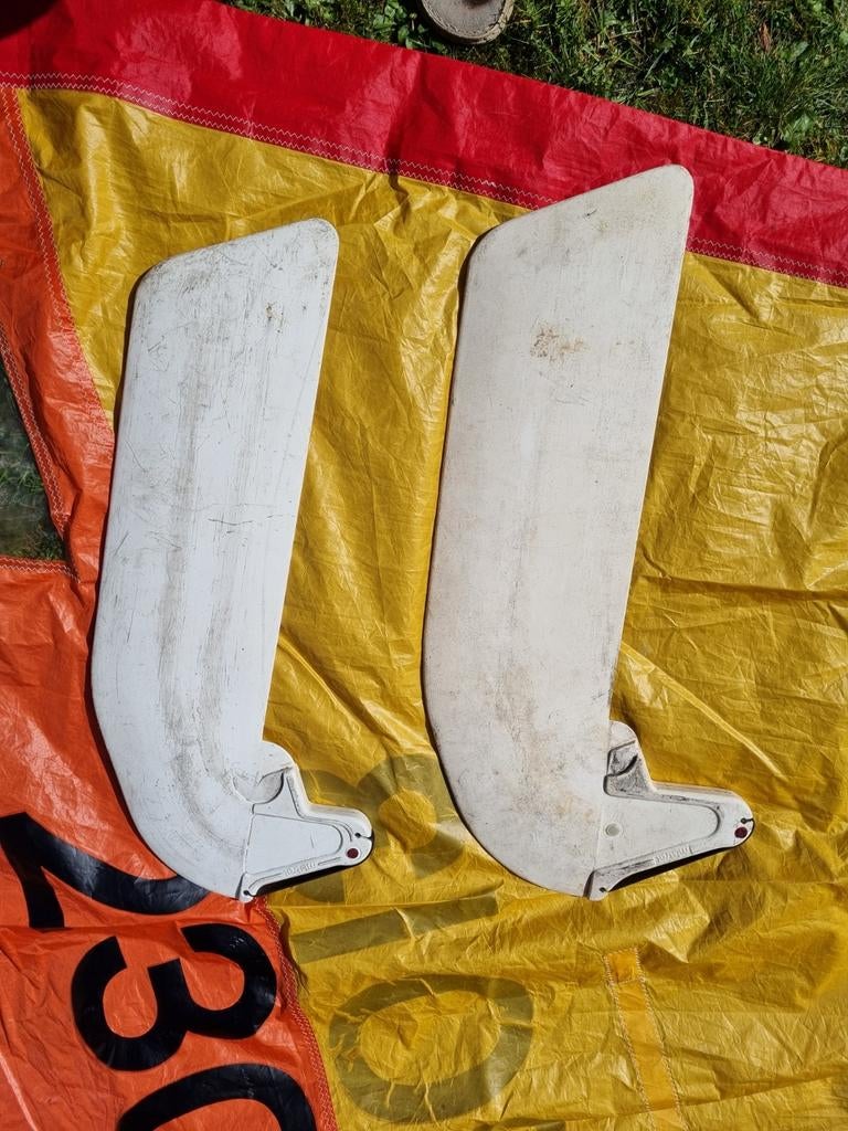 Mistral Competition Giek+Zwaard+skeg+Mastvoet-old skool, Watersport en Boten, Ophalen of Verzenden, Gebruikt, Zeil, Minder dan 5 m²