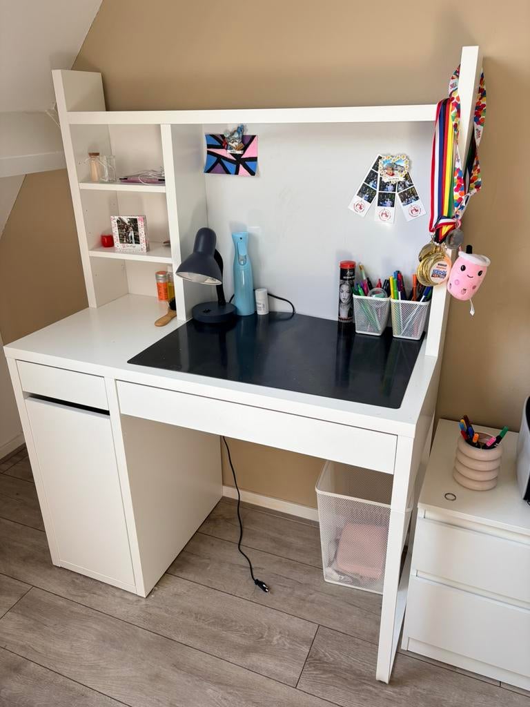 Bureau kind Ikea Micke, Huis en Inrichting, Bureaus, Ophalen, Gebruikt, Hout, Demontabel