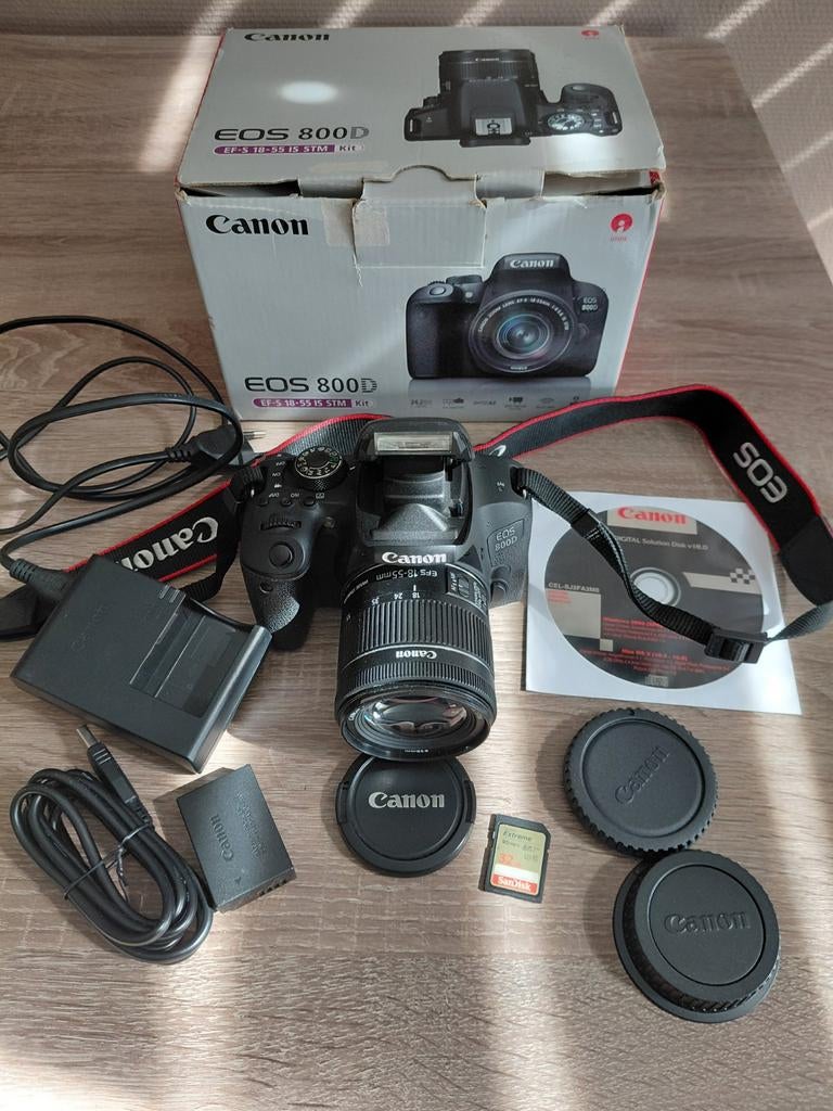 Canon EOS 800D Spiegelreflexcamera met EF-S 18-55mm lens, Spiegelreflex, Canon, Ophalen of Verzenden, Zo goed als nieuw