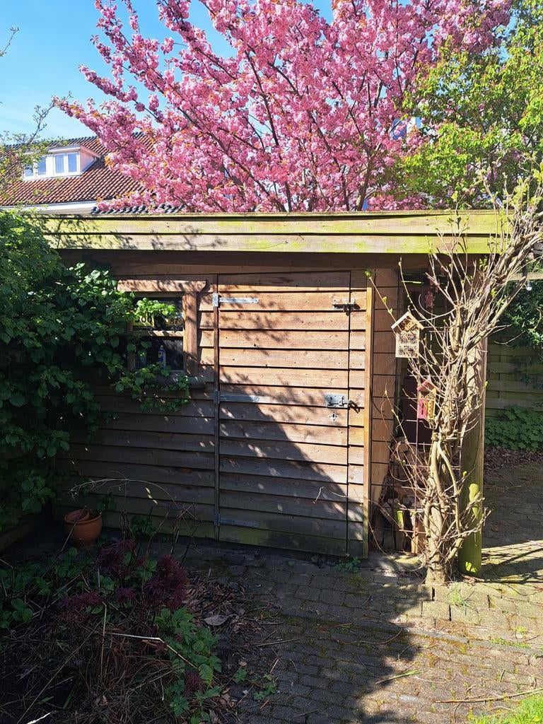 Houten schuurtje 2.40x3.60m - zelf afbreken en ophalen, Kinderen en Baby's, Babykleding | Petten en Hoeden, Ophalen, Gebruikt