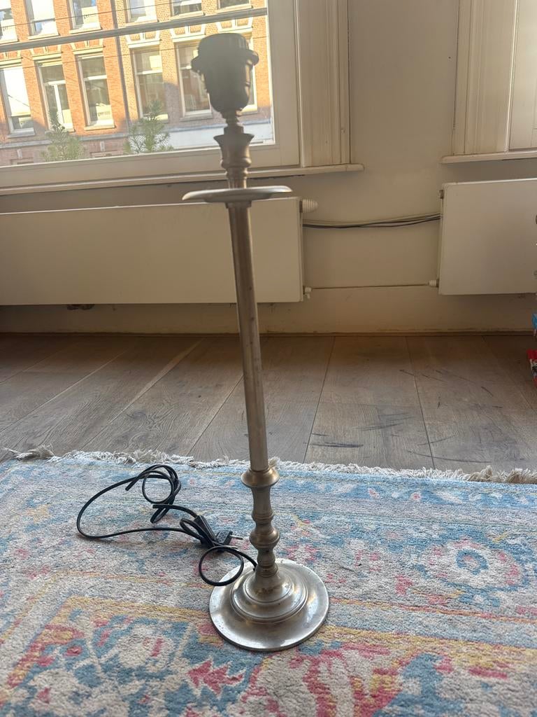Metalen lampenvoet ongeveer 57 cm hoog, Ophalen of Verzenden, Gebruikt, Metaal, 50 tot 75 cm