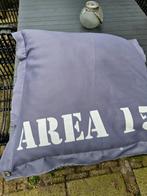 2 zitzakken  'AREA 155' van Sit & Joy - Grijs/Paars 75x75 cm, Huis en Inrichting, Zitzakken, Ophalen of Verzenden, Gebruikt, Paars