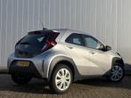 Toyota Aygo X 1.0 VVT-i MT Play NL Auto Dealer Onderhouden C, Auto's, 12 maanden, Start-stop-systeem, 920 kg, 4 stoelen