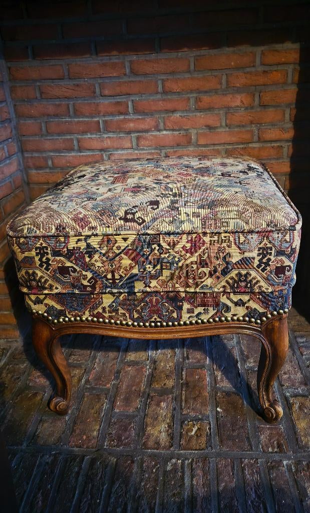 voetenbank,poef met een oosterse kelim bekleding, Ophalen, Overige materialen, Zo goed als nieuw, Rechthoekig