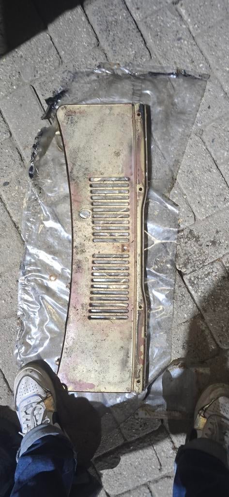 Mazda RX-7 Ruitenwisser Grill/paneel (Gebruikt) GSL, Ophalen, Gebruikt, Voor, Mazda