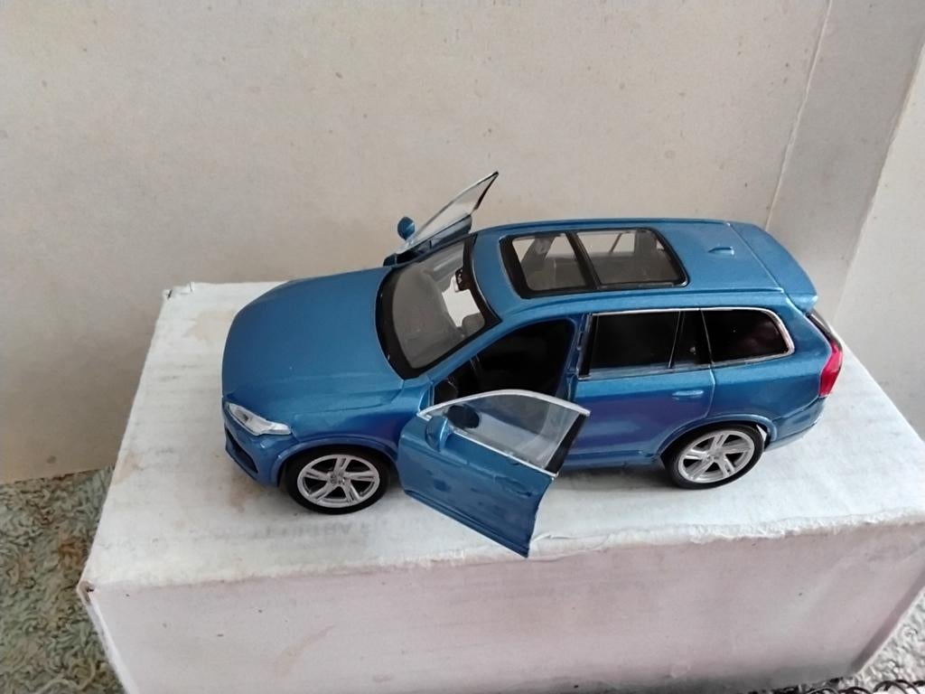 VOLVO   XC90    SCHAAL  1: 36, Ophalen of Verzenden, Zo goed als nieuw, Auto