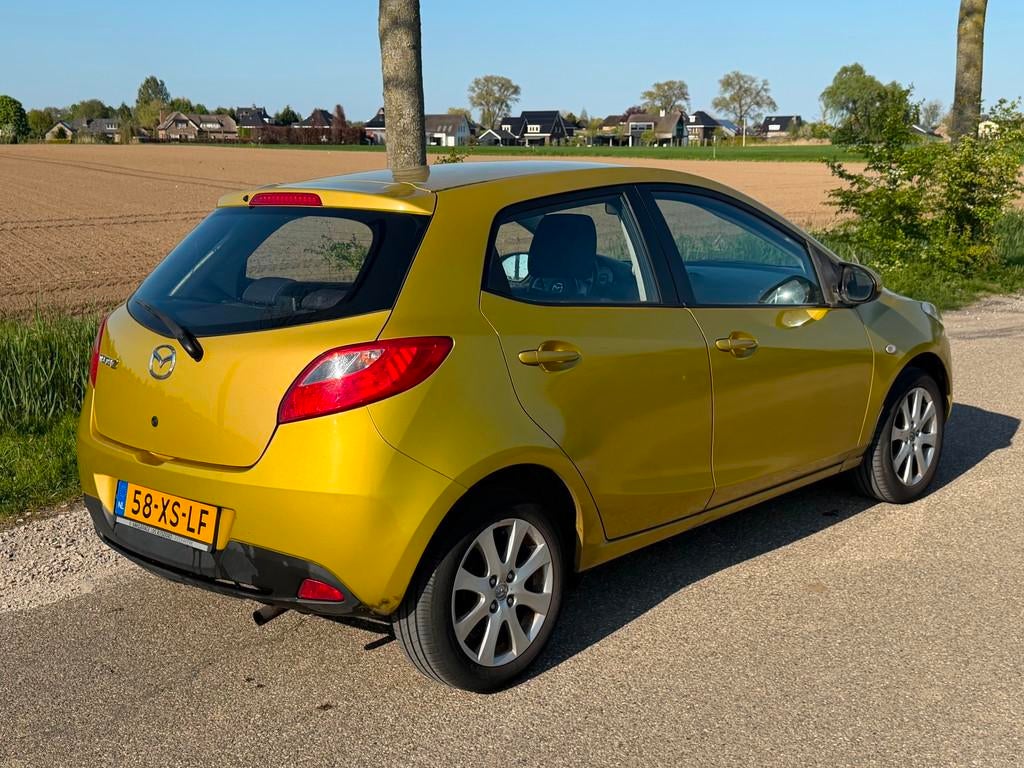 Mazda 2 1.3hp S-VT Touring APK 03-2027 Airco NAP, Auto's, Mazda, Voorwielaandrijving, Gebruikt, 4 stoelen, Origineel Nederlands