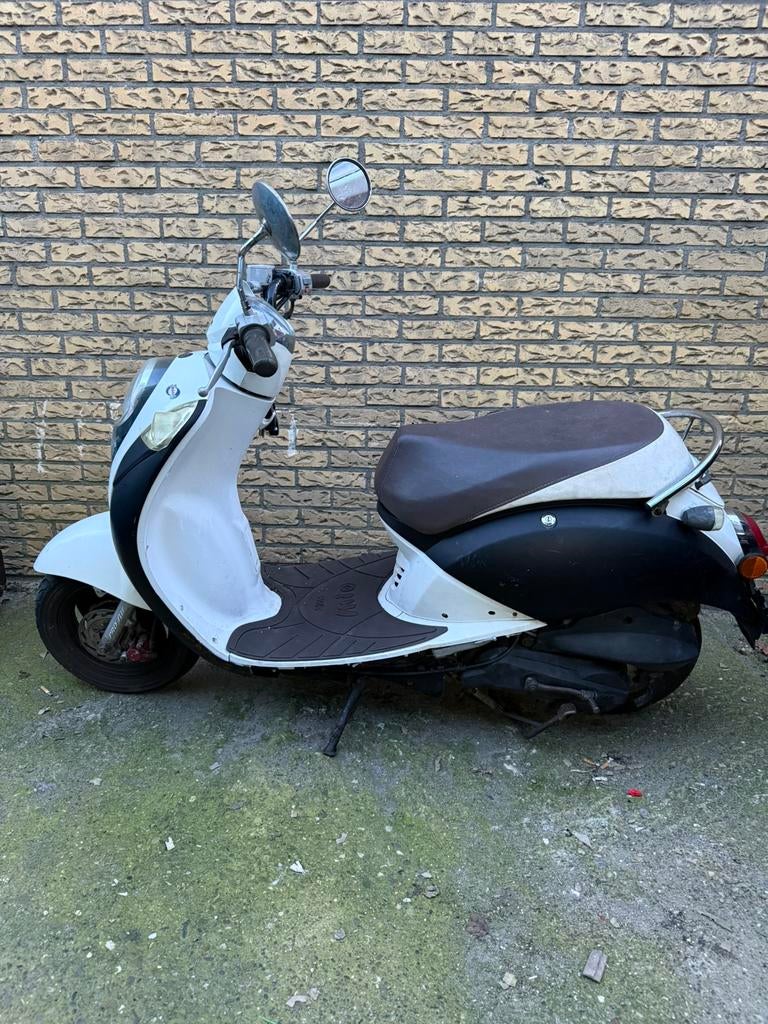 Sym Mio