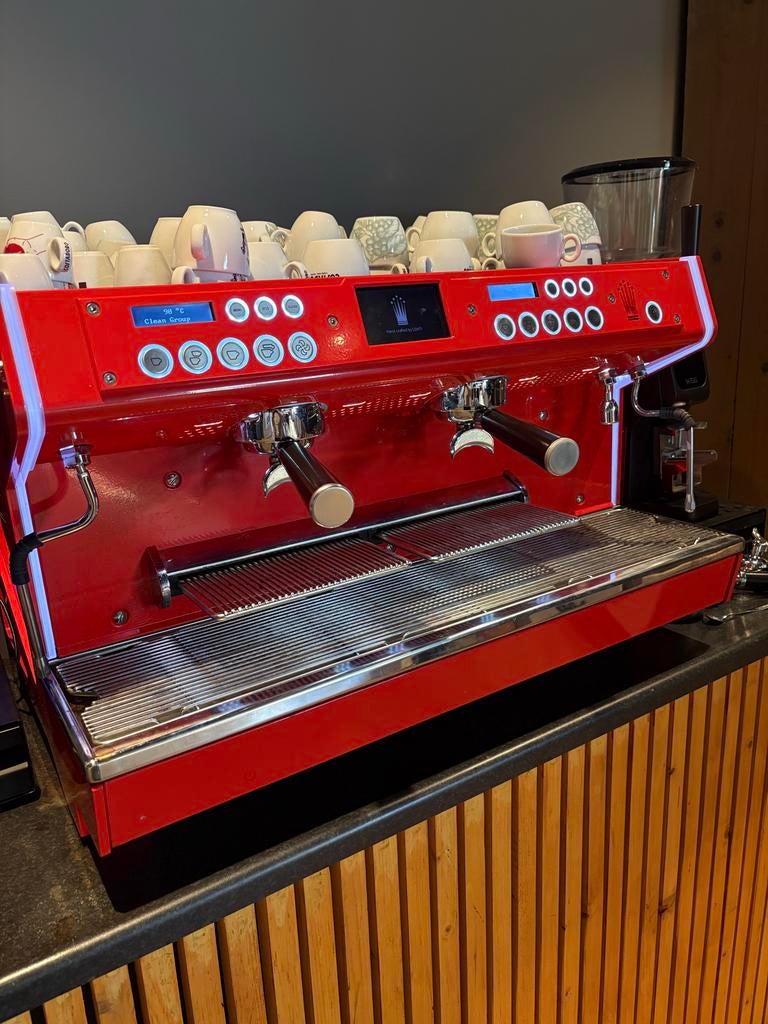 Conti koffiemachine (showroom model), Stoompijpje, Gebruikt, Koffiemachine, Gemalen koffie