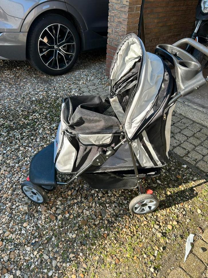 Innopet buggy, Dieren en Toebehoren, Honden-accessoires, Gebruikt, Ophalen