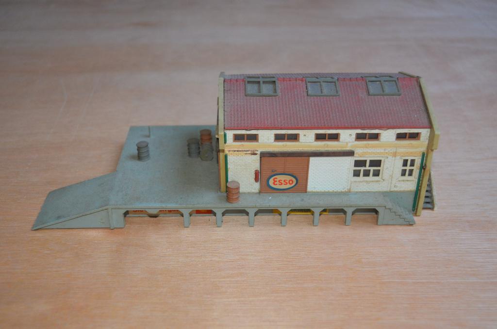 Kibri 9454, Goederenloods, beweegbare schuifdeuren, HO, Overige merken, Gebruikt, Gelijkstroom of Wisselstroom, Brug, Tunnel of Gebouw