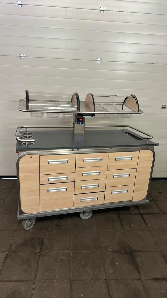 Temp-rite serveerwagen gekoeld /verwarmd op accu zelfrijdend, Ophalen, Zonder vriesvak, 200 liter of meer, 60 cm of meer