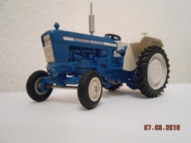 Britains tractoren en hooi/strowagen, Ophalen of Verzenden, Gebruikt, Tractor of Landbouw, Britains