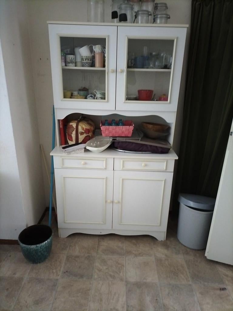 Gratis kast ophalen in Assen op 20 of 21 april, Ophalen