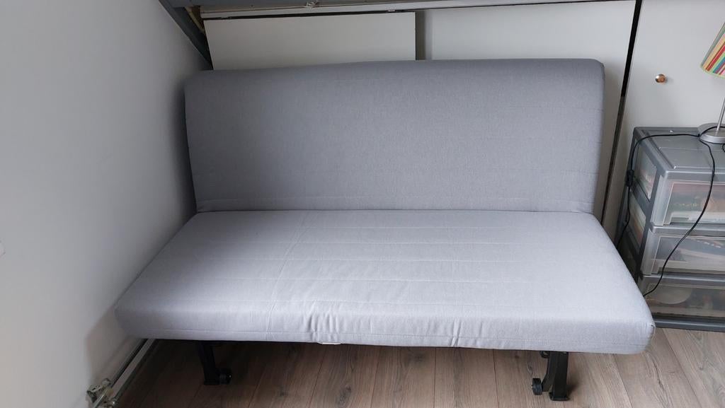 IKEA Lycksele Lovas slaapbank 2 pers., Huis en Inrichting, Slaapkamer | Slaapbanken, Tweepersoons, Zo goed als nieuw, Grijs, 140 cm