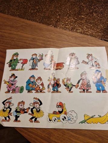 060 Vintage Apen Stickers beschikbaar voor biedingen