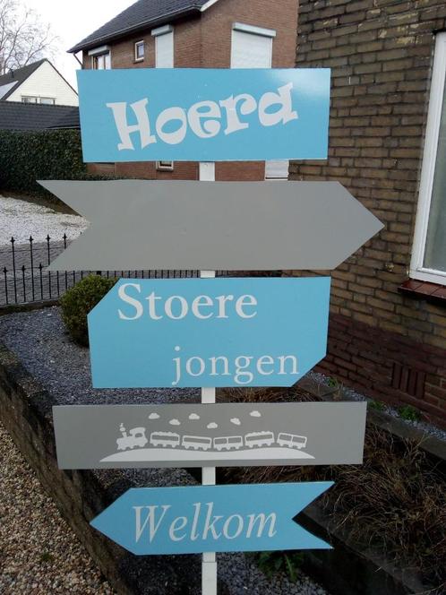 babybordverhuur westervoort, wegwijzer blauw geboortebord, Kinderen en Baby's, Kraamcadeaus en Geboorteborden, Nieuw, Geboortebord
