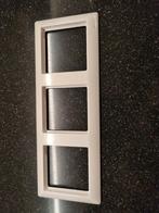 Jung afdekraam 3-voudig, Ophalen of Verzenden, Gebruikt, Stopcontact