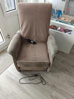 Sta-op Relax fauteuil beige elektrisch microleder, Huis en Inrichting, Fauteuils, Ophalen, Gebruikt, 75 tot 100 cm, Metaal