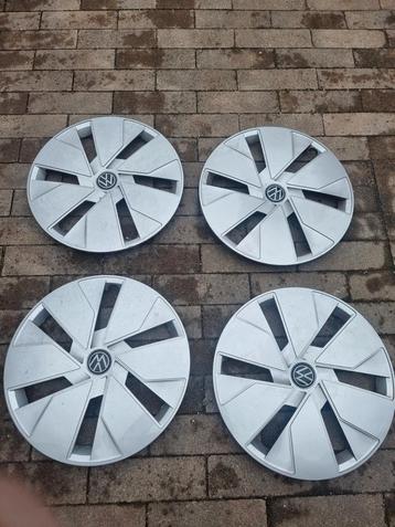 4 stuks 18" wieldoppen Volkswagen ID3 beschikbaar voor biedingen