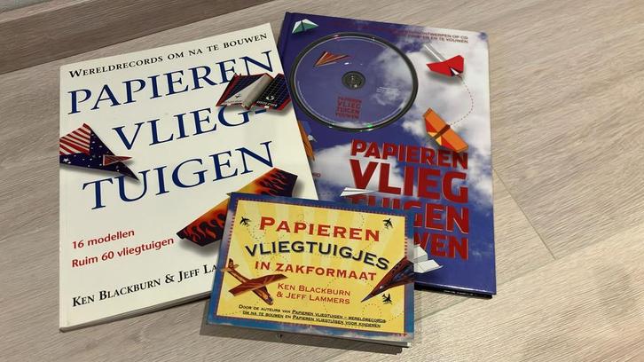 Set van 3 boeken vliegtuigen vouwen + cd, Verzamelen, Luchtvaart en Vliegtuigspotten, Zo goed als nieuw, Boek of Tijdschrift, Ophalen of Verzenden